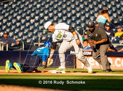 Thumbnail 2 in Perfect Game All American Classic (East vs. West) photogallery.