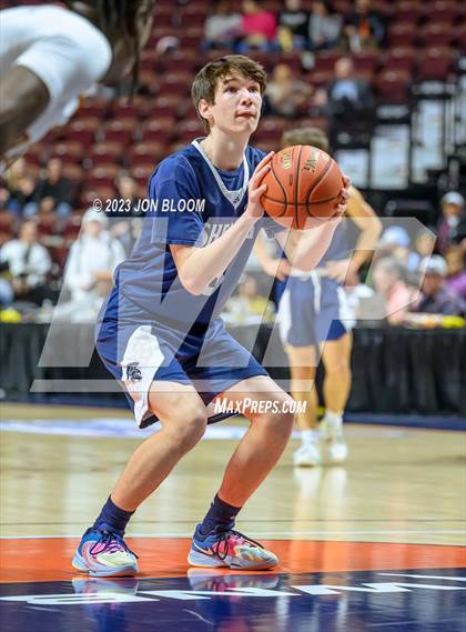 Thumbnail 2 in Windsor Locks vs. Shepaug Valley (CIAC Div V Final) photogallery.