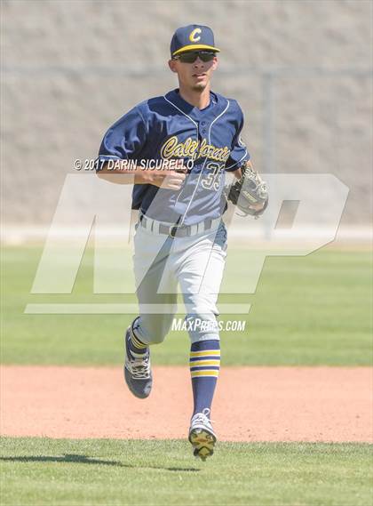 Thumbnail 1 in California vs. Hood River Valley (Coach Bob Invitational)  photogallery.