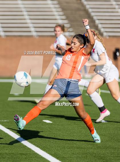 Thumbnail 1 in Memorial vs. Seven Lakes photogallery.