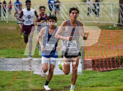 Thumbnail 2 in UIL Cross Country 4A Finals 5K photogallery.