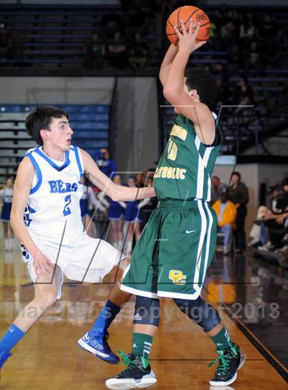 Thumbnail 2 in Owensboro Catholic vs Butler County (KHSAA 3rd Region Tournament) photogallery.