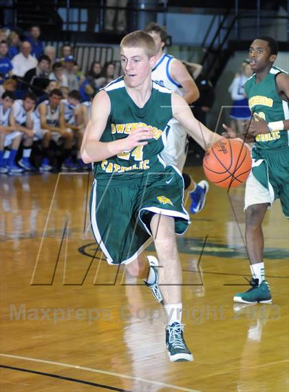 Thumbnail 2 in Owensboro Catholic vs Butler County (KHSAA 3rd Region Tournament) photogallery.