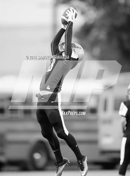 Thumbnail 3 in El Camino Real @ Taft photogallery.