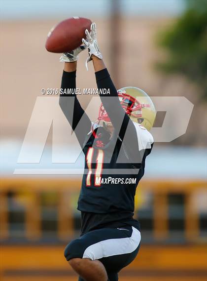 Thumbnail 2 in El Camino Real @ Taft photogallery.