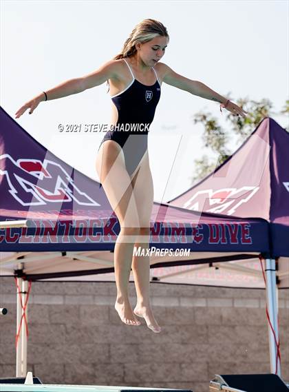 Thumbnail 1 in Higley @ McClintock (Girls Diving) photogallery.
