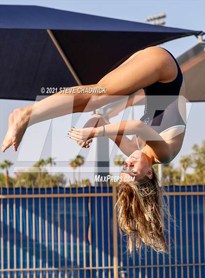 Thumbnail 1 in Higley @ McClintock (Girls Diving) photogallery.