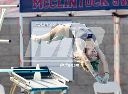 Thumbnail 2 in Higley @ McClintock (Girls Diving) photogallery.