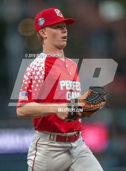 Thumbnail 2 in Perfect Game All American Classic (East vs West) photogallery.
