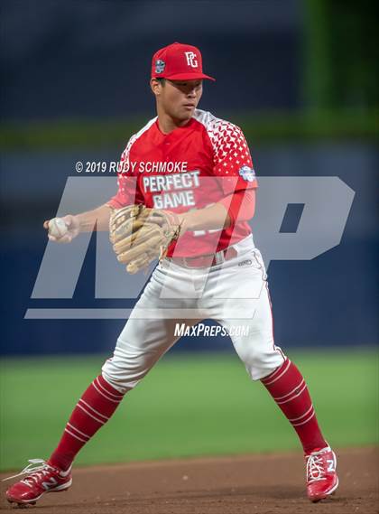 Thumbnail 2 in Perfect Game All American Classic (East vs West) photogallery.