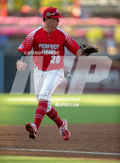 Thumbnail 2 in Perfect Game All American Classic (East vs West) photogallery.