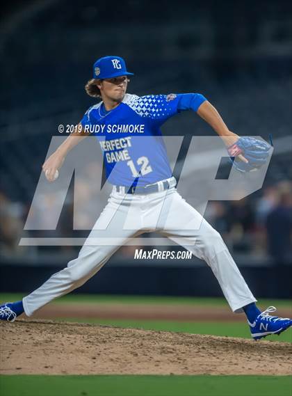 Thumbnail 3 in Perfect Game All American Classic (East vs West) photogallery.