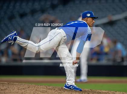 Thumbnail 3 in Perfect Game All American Classic (East vs West) photogallery.