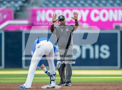 Thumbnail 3 in Perfect Game All American Classic (East vs West) photogallery.