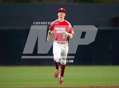 Thumbnail 2 in Perfect Game All American Classic (East vs West) photogallery.