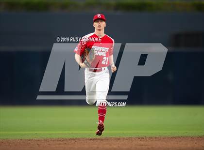 Thumbnail 3 in Perfect Game All American Classic (East vs West) photogallery.