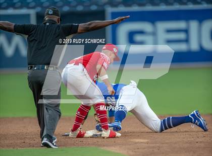 Thumbnail 3 in Perfect Game All American Classic (East vs West) photogallery.