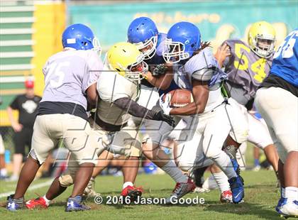 Thumbnail 1 in McGavock @ Hillsboro (Spring Scrimmage) photogallery.
