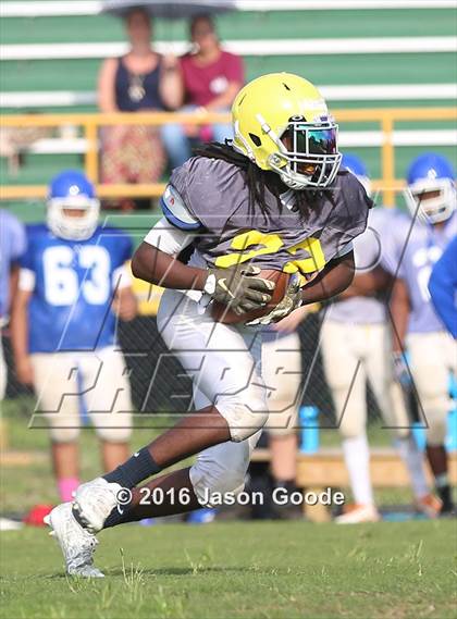 Thumbnail 3 in McGavock @ Hillsboro (Spring Scrimmage) photogallery.