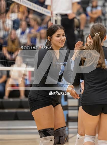 Thumbnail 2 in JV: Marana @ Mica Mountain photogallery.