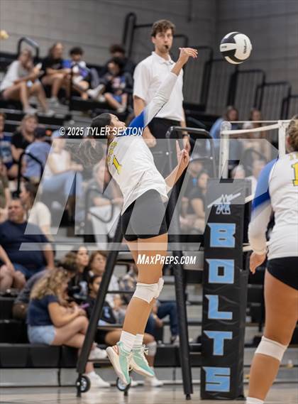 Thumbnail 2 in JV: Marana @ Mica Mountain photogallery.