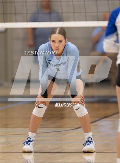 Thumbnail 1 in JV: Marana @ Mica Mountain photogallery.