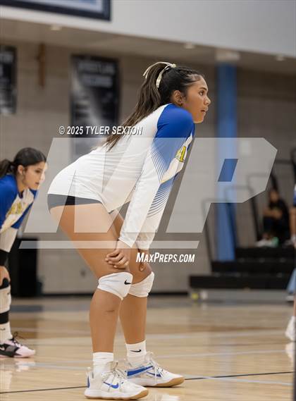 Thumbnail 2 in JV: Marana @ Mica Mountain photogallery.