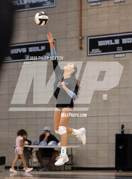 Thumbnail 1 in JV: Marana @ Mica Mountain photogallery.