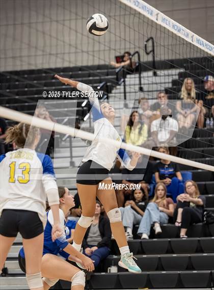 Thumbnail 1 in JV: Marana @ Mica Mountain photogallery.