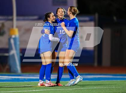 Thumbnail 3 in Edison @ Westlake (CIF-SS Div-1 Quarter Final) photogallery.