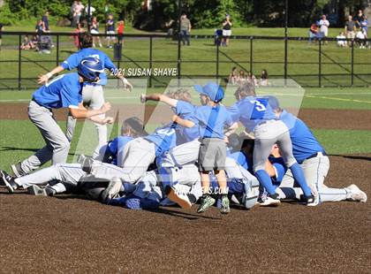 Thumbnail 3 in Tahanto Regional @ Hopedale (CMADA Division 4 Final) photogallery.