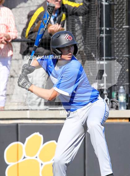Thumbnail 2 in Tahanto Regional @ Hopedale (CMADA Division 4 Final) photogallery.