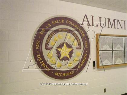 Thumbnail 1 in De La Salle Collegiate TOC Ceremony photogallery.
