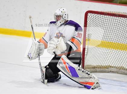Thumbnail 3 in  Norwalk/McMahon @ Westhill/Stamford (FCIAC D2/D3 Final) photogallery.