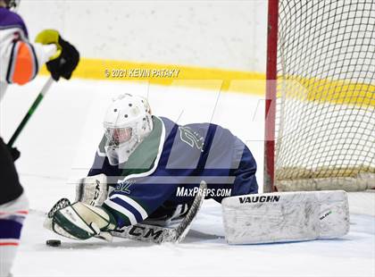 Thumbnail 2 in  Norwalk/McMahon @ Westhill/Stamford (FCIAC D2/D3 Final) photogallery.
