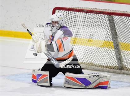Thumbnail 2 in  Norwalk/McMahon @ Westhill/Stamford (FCIAC D2/D3 Final) photogallery.
