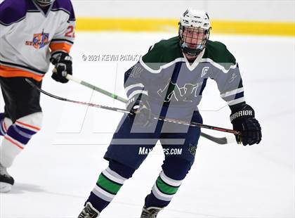 Thumbnail 3 in  Norwalk/McMahon @ Westhill/Stamford (FCIAC D2/D3 Final) photogallery.