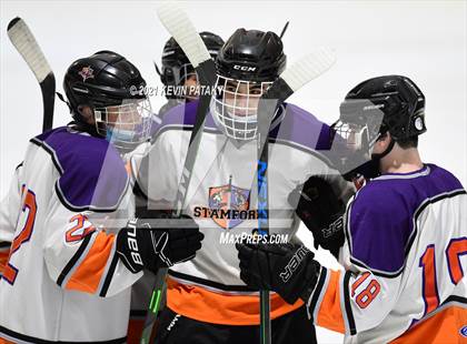 Thumbnail 3 in  Norwalk/McMahon @ Westhill/Stamford (FCIAC D2/D3 Final) photogallery.