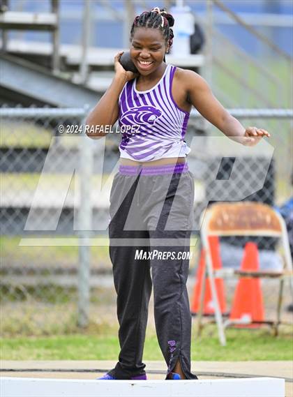 Thumbnail 2 in Houston Relays photogallery.