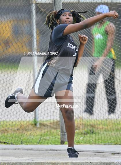 Thumbnail 2 in Houston Relays photogallery.