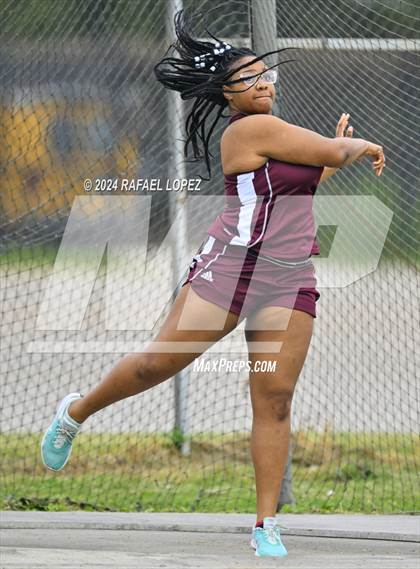 Thumbnail 1 in Houston Relays photogallery.