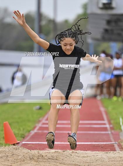 Thumbnail 2 in Houston Relays photogallery.
