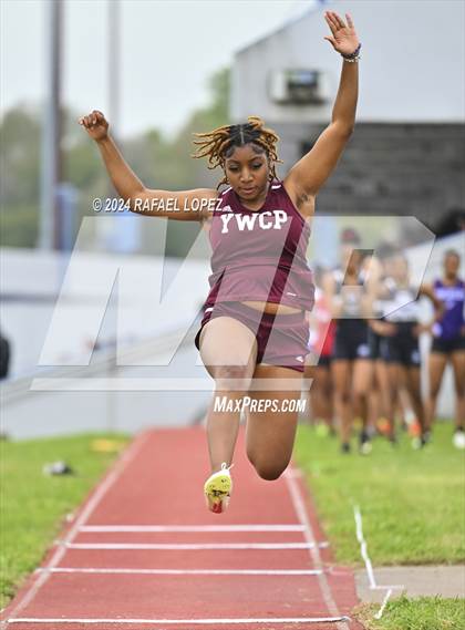 Thumbnail 2 in Houston Relays photogallery.