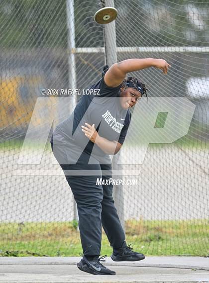 Thumbnail 2 in Houston Relays photogallery.