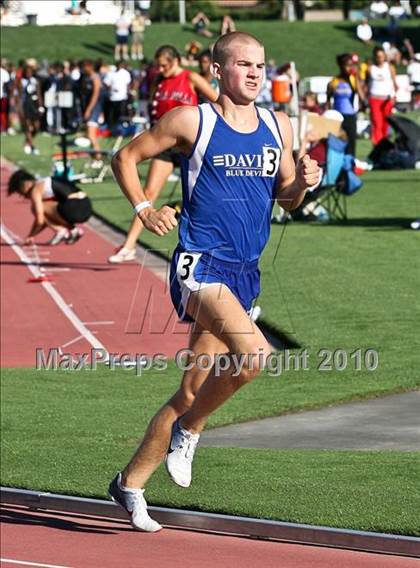 Thumbnail 2 in CIF State Championships (Prelims 1600m Run) photogallery.