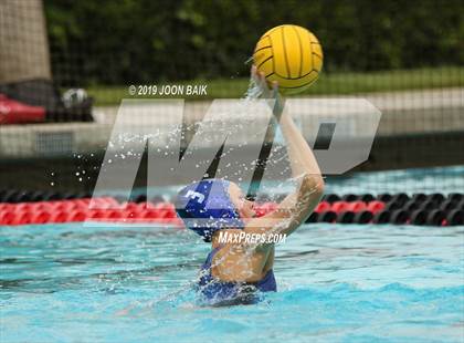 Thumbnail 1 in Leland vs Los Altos (St. Francis Autumn Invitational) photogallery.
