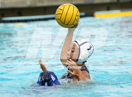 Thumbnail 3 in Leland vs Los Altos (St. Francis Autumn Invitational) photogallery.