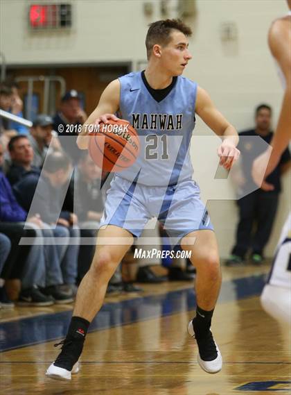 Thumbnail 2 in Mahwah @ Ramsey photogallery.