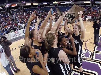 Thumbnail 3 in Archbishop Mitty vs. St. Francis (CIF NorCal D2 Final) photogallery.