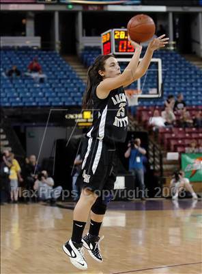 Thumbnail 2 in Archbishop Mitty vs. St. Francis (CIF NorCal D2 Final) photogallery.